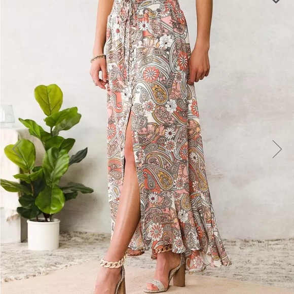 Paisley chiffon max skirt - faux bottoms with a tie at the waist. Flowy. - Picture 5 of 5